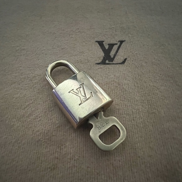 Authentic Louis Vuitton Padlock - Picture 6 of 7